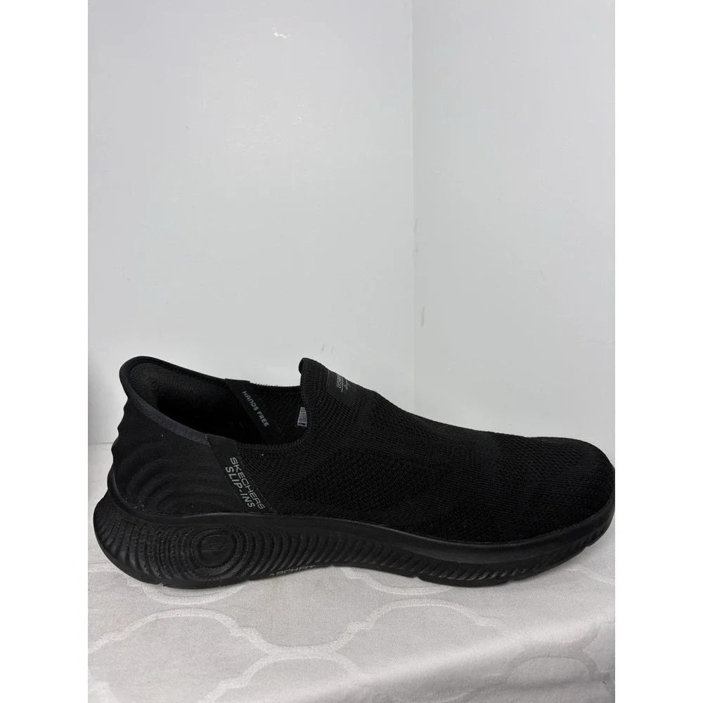 Skechers these shoes